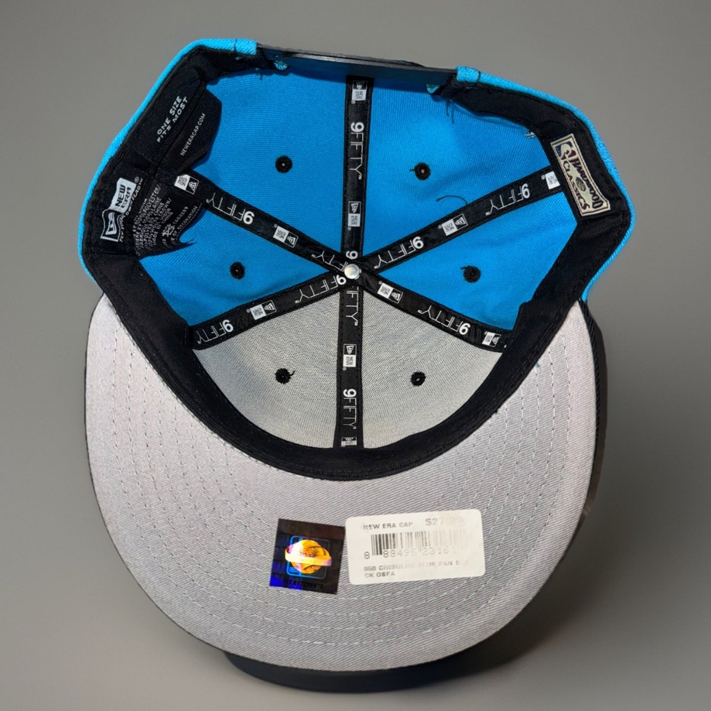 Chicago Bulls Embroidered Logo NewEra 9Fifty SnapbackHat NBA Basketball Blue