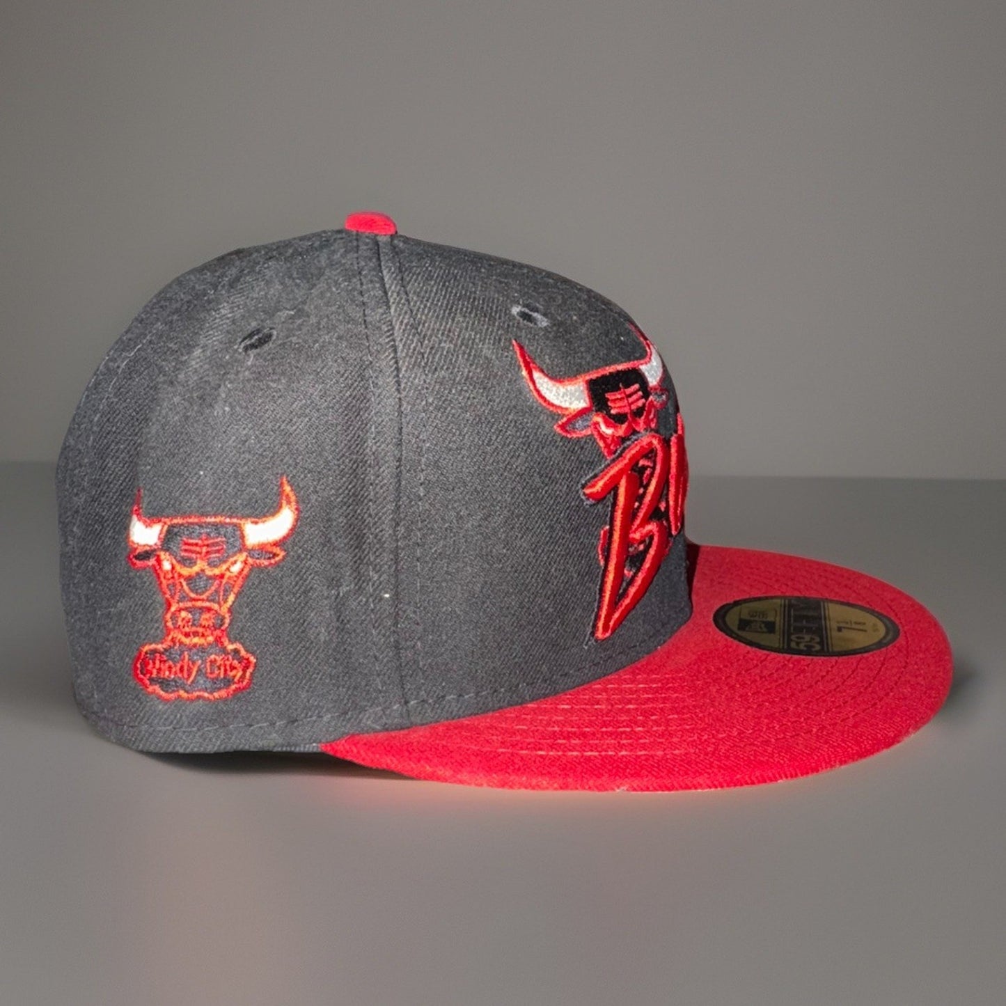 ChicagoBulls Windy City NewEra 9Fifty Fitted 7-3/8 NBA Basketball Black and Red