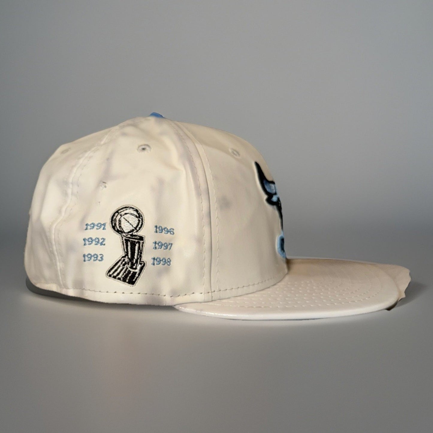 ChicagoBulls NewEra 9Fifty SnapbackHat NBA Basketball White and Blue Ebroidered