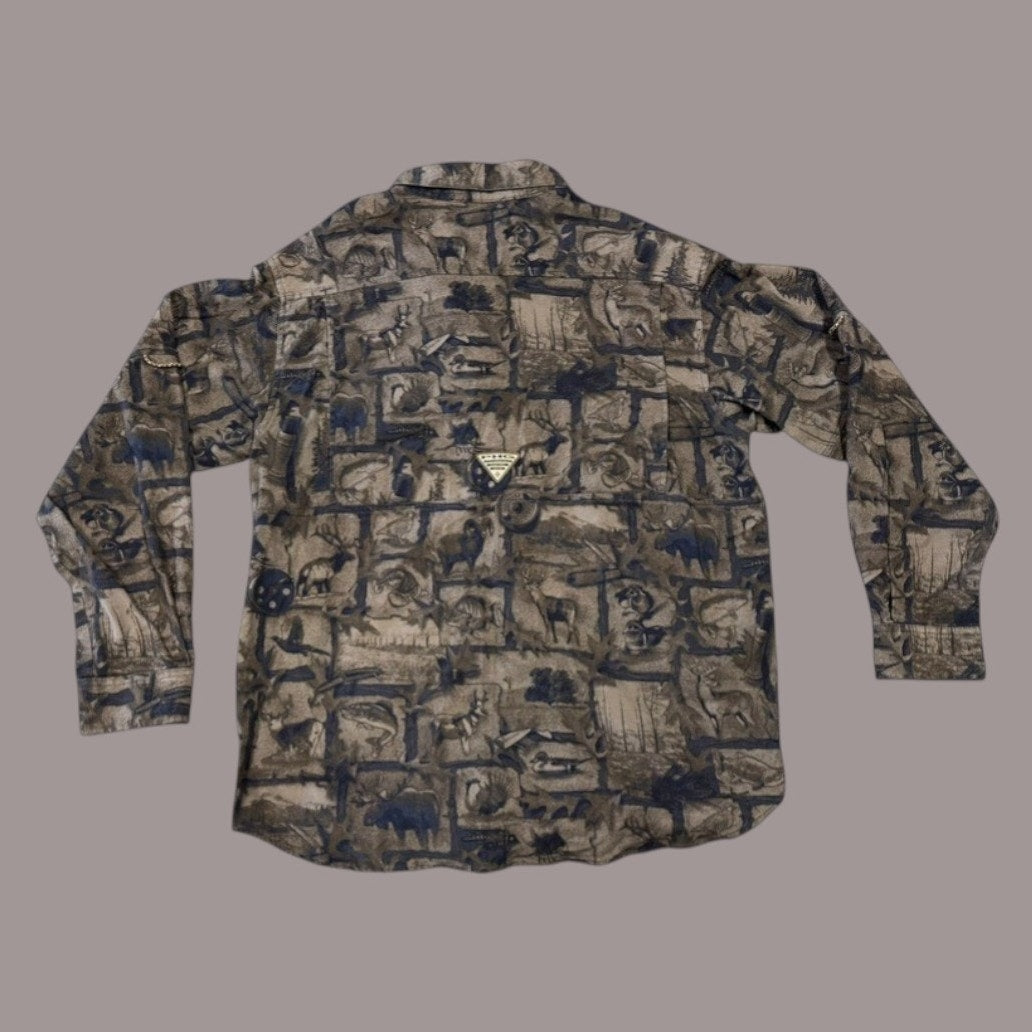 Columbia PHG Fishing Hunting Shirt Mens Medium All Over Print Outdoor Button Up