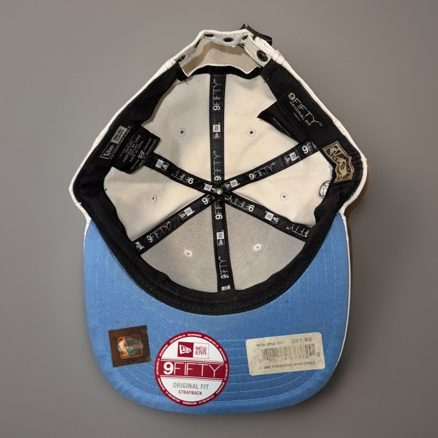 ChicagoBulls NewEra 9Fifty SnapbackHat NBA Basketball White and Blue Ebroidered