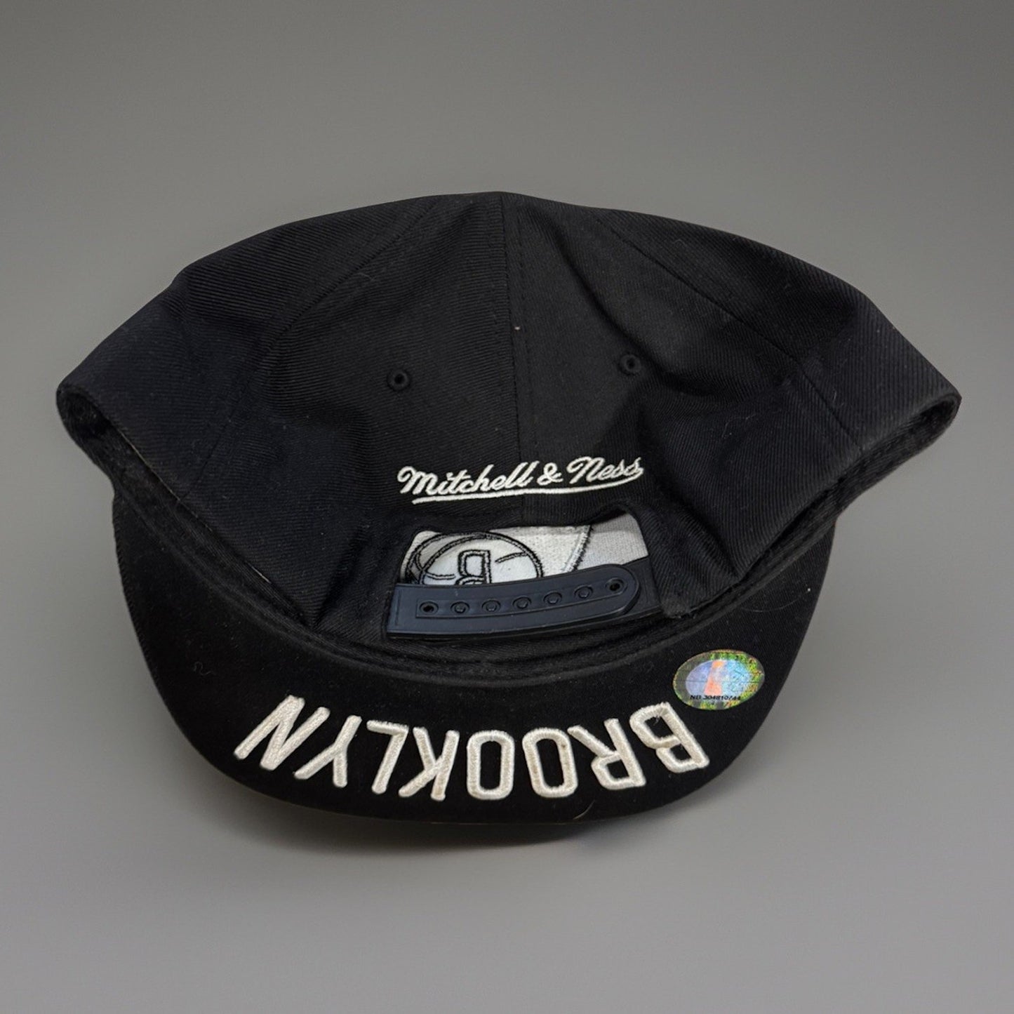 Brooklyn Nets Mitchell & Ness Snapback Hat NBA Basketball Black and White
