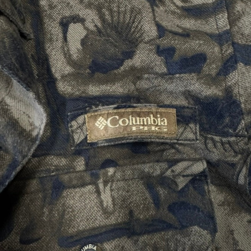 Columbia PHG Fishing Hunting Shirt Mens Medium All Over Print Outdoor Button Up