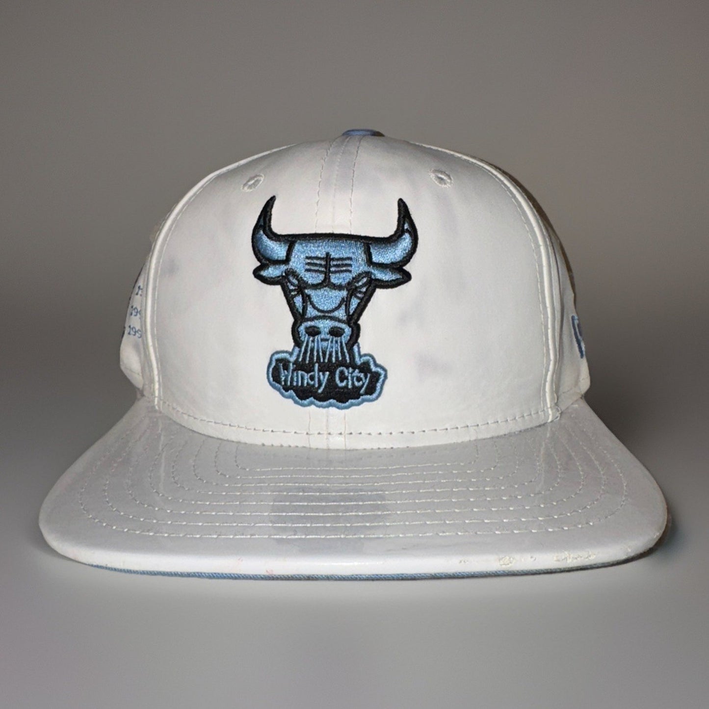 ChicagoBulls NewEra 9Fifty SnapbackHat NBA Basketball White and Blue Ebroidered
