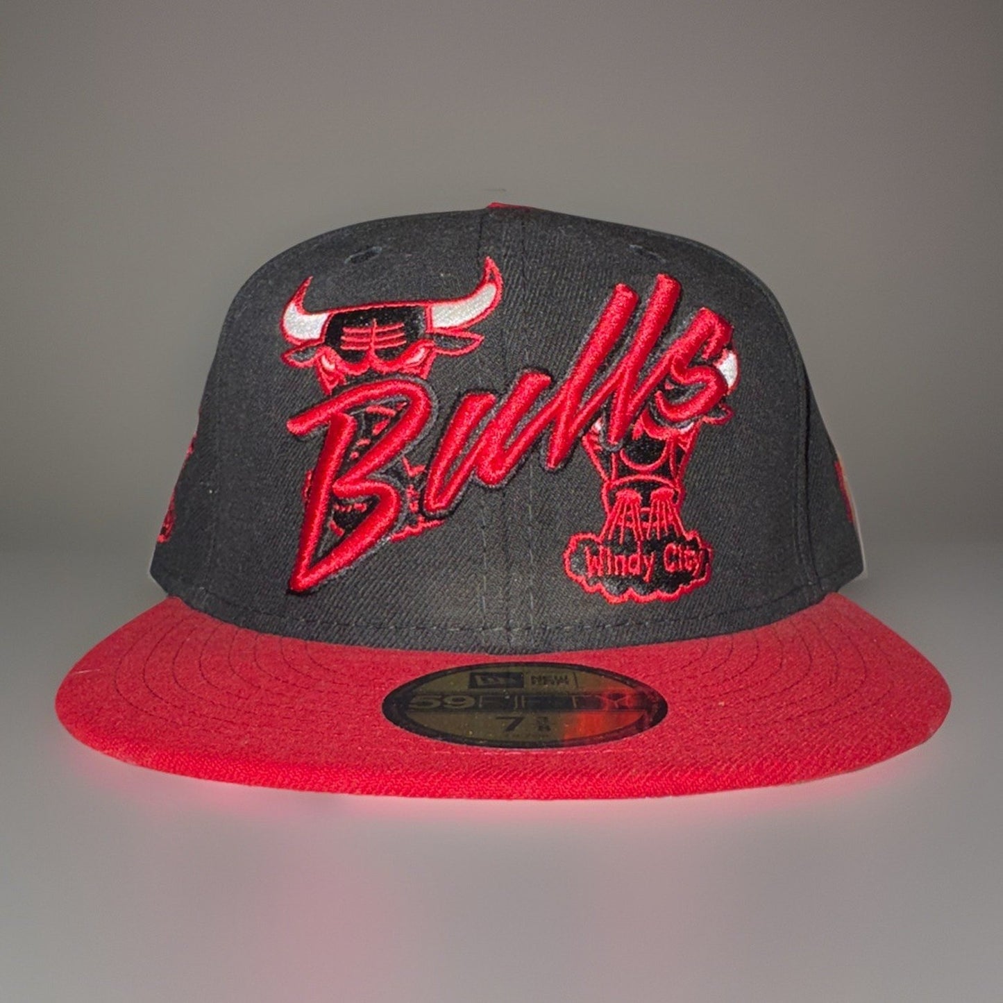 ChicagoBulls Windy City NewEra 9Fifty Fitted 7-3/8 NBA Basketball Black and Red